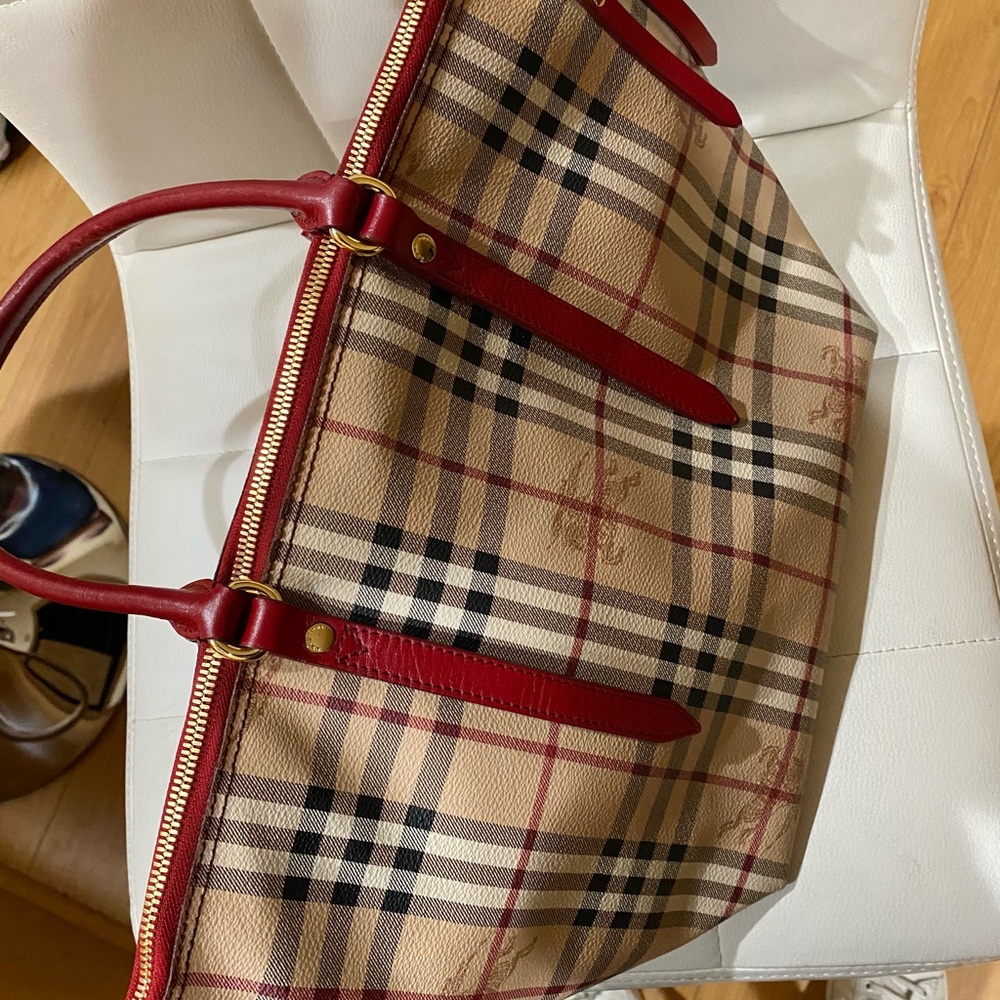 Burberry Purse